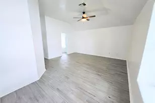 4018 Crystal Lake Circle N, Pearland, TX 77584 - Photo 21