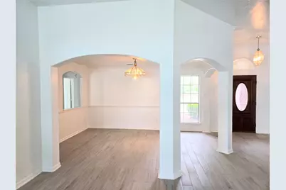 4018 Crystal Lake Circle N, Pearland, TX 77584 - Photo 7