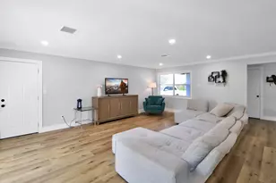 6111 Shadow Crest St, Houston, TX 77074 - Photo 3