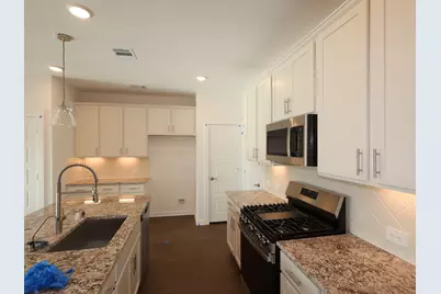 21235 Jacaranda Blossom Way, Tomball, TX 77447 - Photo 5