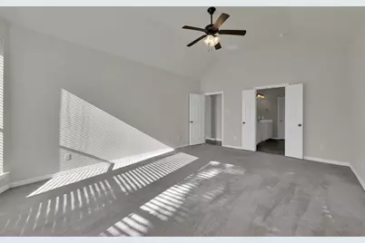 2 Maitland Court, The Woodlands, TX 77354 - Photo 17