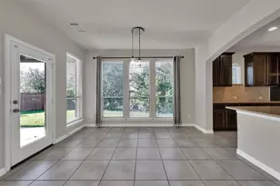 2 Maitland Ct, The Woodlands, TX 77354 - Photo 11