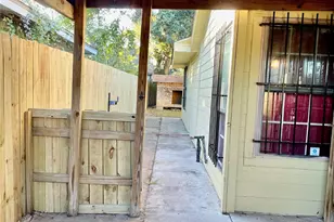 11907 E Marsham Cir, Houston, TX 77066 - Photo 23