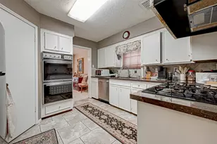 2307 Oakview Dr, Missouri City, TX 77459 - Photo 13