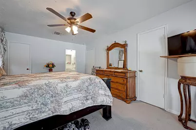 2307 Oakview Drive, Missouri City, TX 77459 - Photo 19