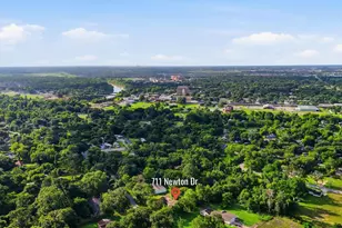 711 Newton Dr, Richmond, TX 77469 - Photo 1