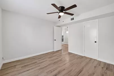 1516 Bay Area Boulevard #K15, Houston, TX 77058 - Photo 19