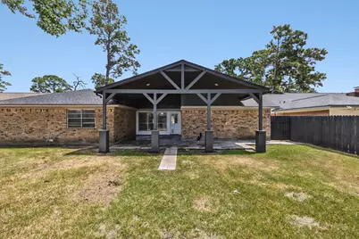 3700 Kingsway Drive, Baytown, TX 77521 - Photo 25