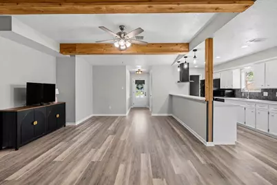 3700 Kingsway Drive, Baytown, TX 77521 - Photo 7