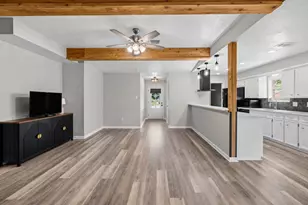 3700 Kingsway Dr, Baytown, TX 77521 - Photo 7