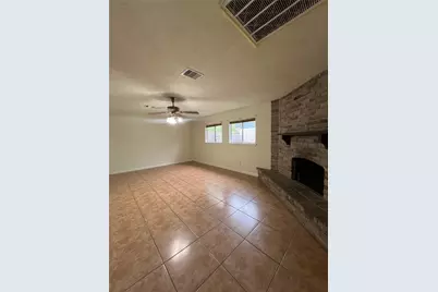 6231 Hollow Pines Drive, Houston, TX 77049 - Photo 3