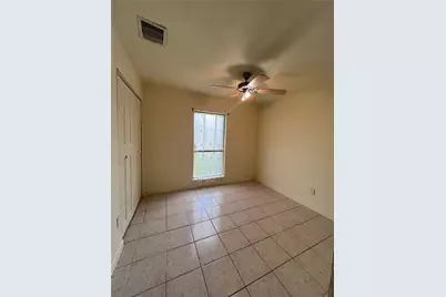 6231 Hollow Pines Drive, Houston, TX 77049 - Photo 11