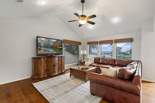 3930 Knollcrest Dr, Montgomery, TX 77356 - Photo 5