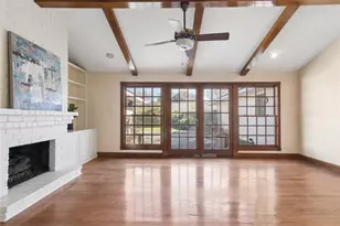 18335 Hereford Ln, Nassau Bay, TX 77058 - Photo 11