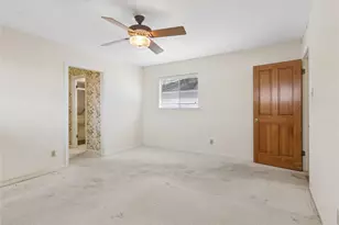 18335 Hereford Ln, Nassau Bay, TX 77058 - Photo 25