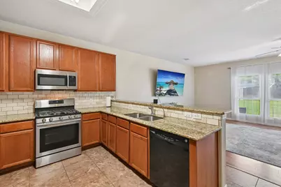 1018 Orie Court, Spring, TX 77373 - Photo 17