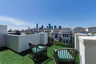 1716 Edwards St, Houston, TX 77007 - Photo 1