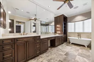 1246 Place Royale Way, Houston, TX 77056 - Photo 21