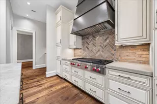 1246 Place Royale Way, Houston, TX 77056 - Photo 13