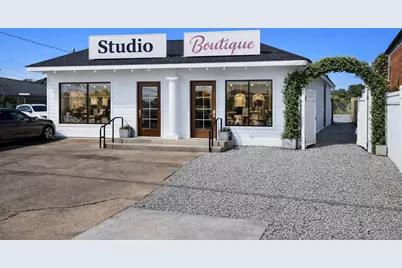 304 Lockwood Drive, Houston, TX 77011 - Photo 1