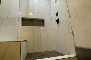 304 Lockwood Dr, Houston, TX 77011 - Photo 27