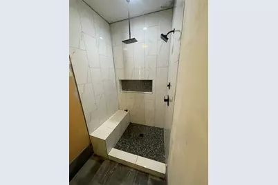 304 Lockwood Drive, Houston, TX 77011 - Photo 29