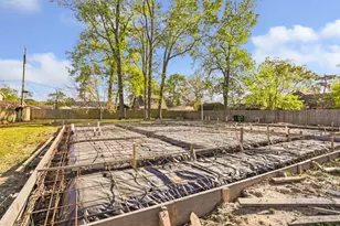 718 Fall Creek Dr, Houston, TX 77336 - Photo 9