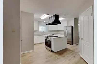 6626 Gentle Bend Drive, Houston, TX 77069 - Photo 3