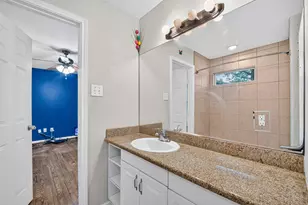 7002 Leader St, Houston, TX 77074 - Photo 25