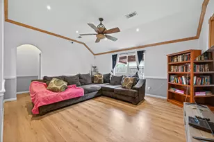 9238 Clearwood Landing Blvd, Houston, TX 77075 - Photo 5