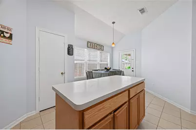9238 Clearwood Landing Boulevard, Houston, TX 77075 - Photo 11