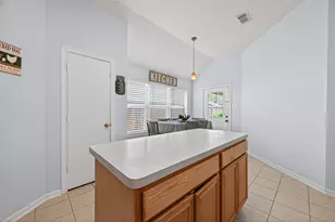 9238 Clearwood Landing Blvd, Houston, TX 77075 - Photo 11