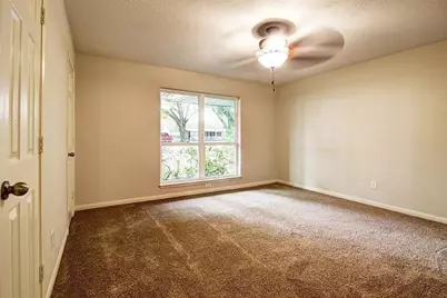 1915 Solomon Street, Waller, TX 77484 - Photo 5