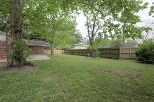 1915 Solomon St, Waller, TX 77484 - Photo 13