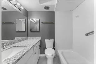 2824 Briarhurst Dr, Houston, TX 77057 - Photo 13