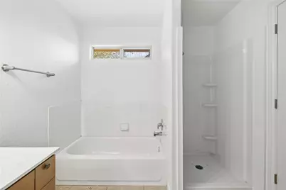 201 Green Oaks Loop, Fredericksburg, TX 78624 - Photo 5