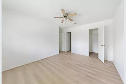 700 Lyle W Avenue #D, Cleveland, TX 77327 - Photo 13
