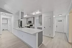 9912 Blue Bird St, La Porte, TX 77571 - Photo 9