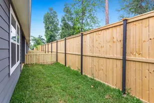 10317 Lake Road Rd, Houston, TX 77070 - Photo 31