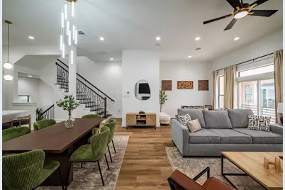 1305 E 27th Street #B, Houston, TX 77009 - Photo 9