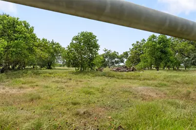 2436 S State Highway 71, El Campo, TX 77437 - Photo 31