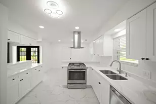 5943 Greenmont Dr, Houston, TX 77092 - Photo 13