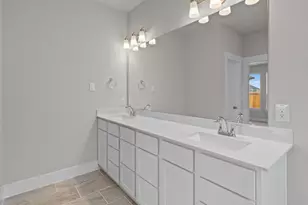 325 Gambels Quail Rd, Waller, TX 77484 - Photo 9