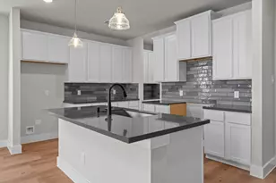 325 Gambels Quail Rd, Waller, TX 77484 - Photo 3