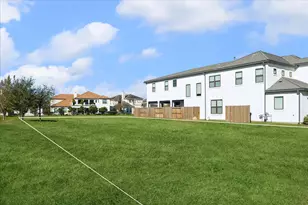 2322 Camden Creek Ln, Houston, TX 77077 - Photo 11