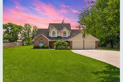 5922 Redfish Run, Baytown, TX 77523 - Photo 1