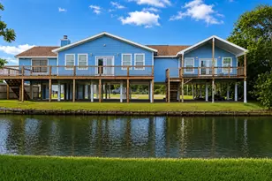 1615 Railroad Ave, San Leon, TX 77539 - Photo 1