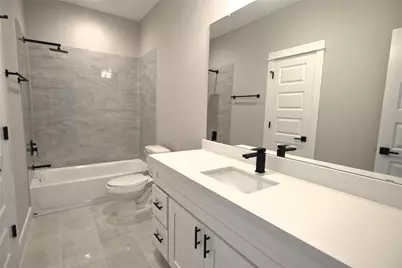 5935 Cebra Street, Houston, TX 77091 - Photo 9