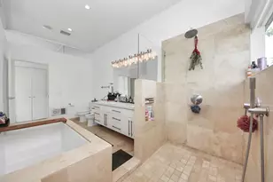 915 Damon Ct, Houston, TX 77006 - Photo 35