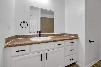 6933 Liverpool Street, Houston, TX 77021 - Photo 11